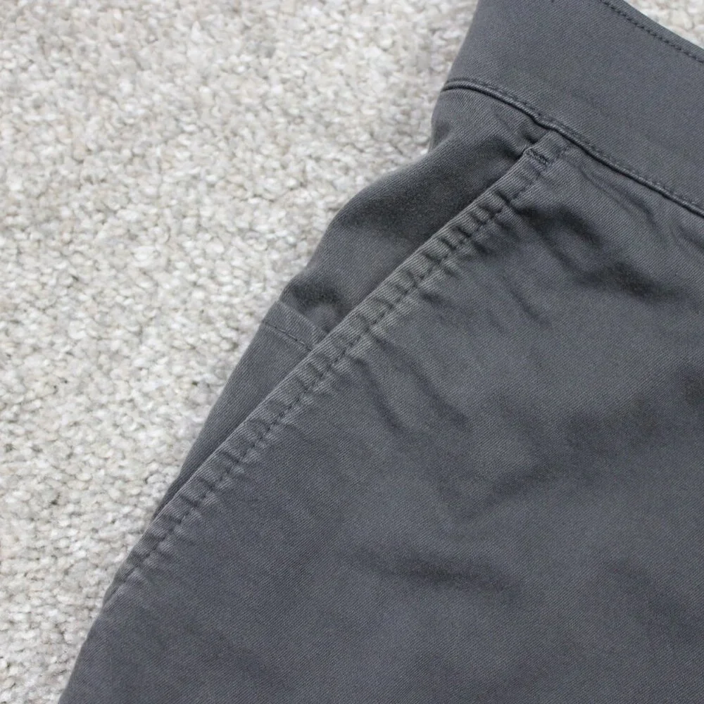 Nike Shorts Mens 36 Gray UV 8